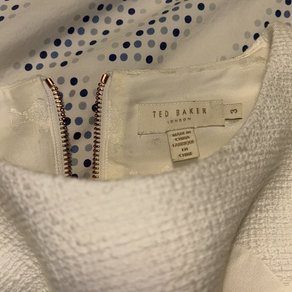 Ted Baker Scalloped Ilad dress. TB3 or Size 8. Lovely! - Picture 4 of 7